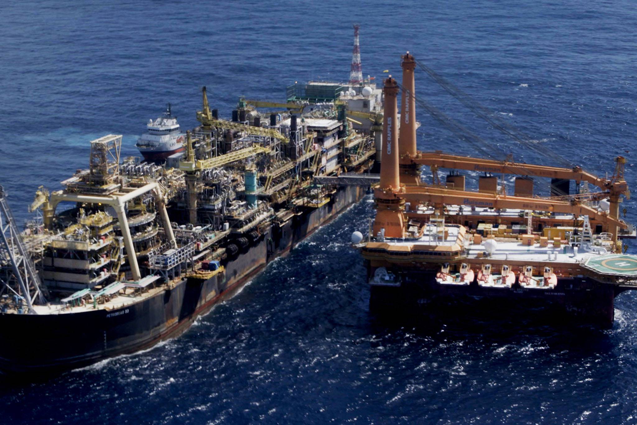 You are currently viewing OOS International enters FPSO / Offshore maintenance market